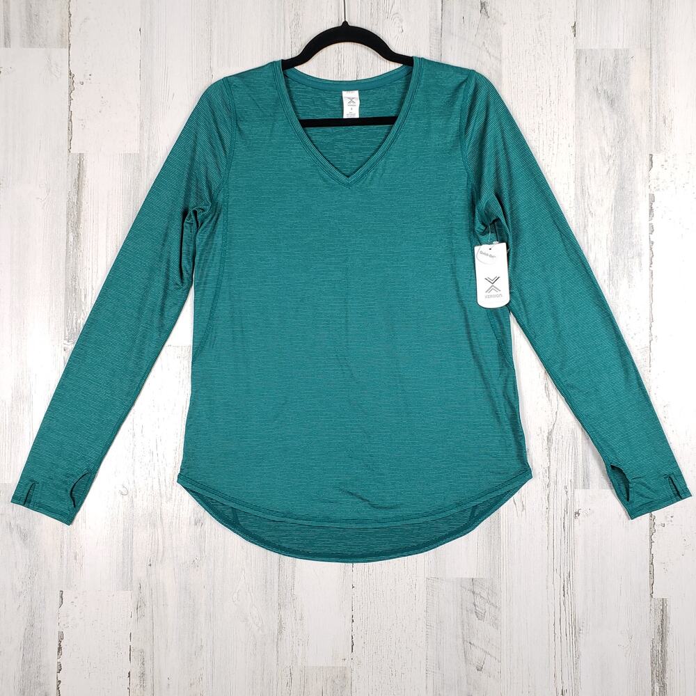 NWT Xersion Quick Dry Green long Sleeve V-Neck Shirt Women's Size Small